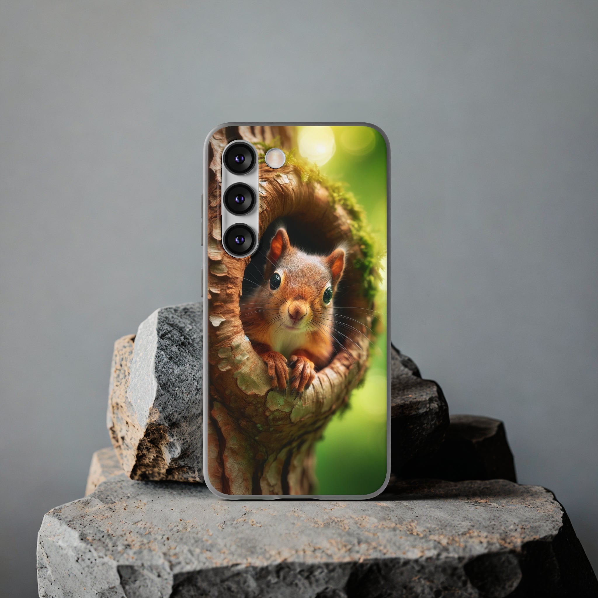 Squirrel in a treehole - Flexi Case (Samsung only)