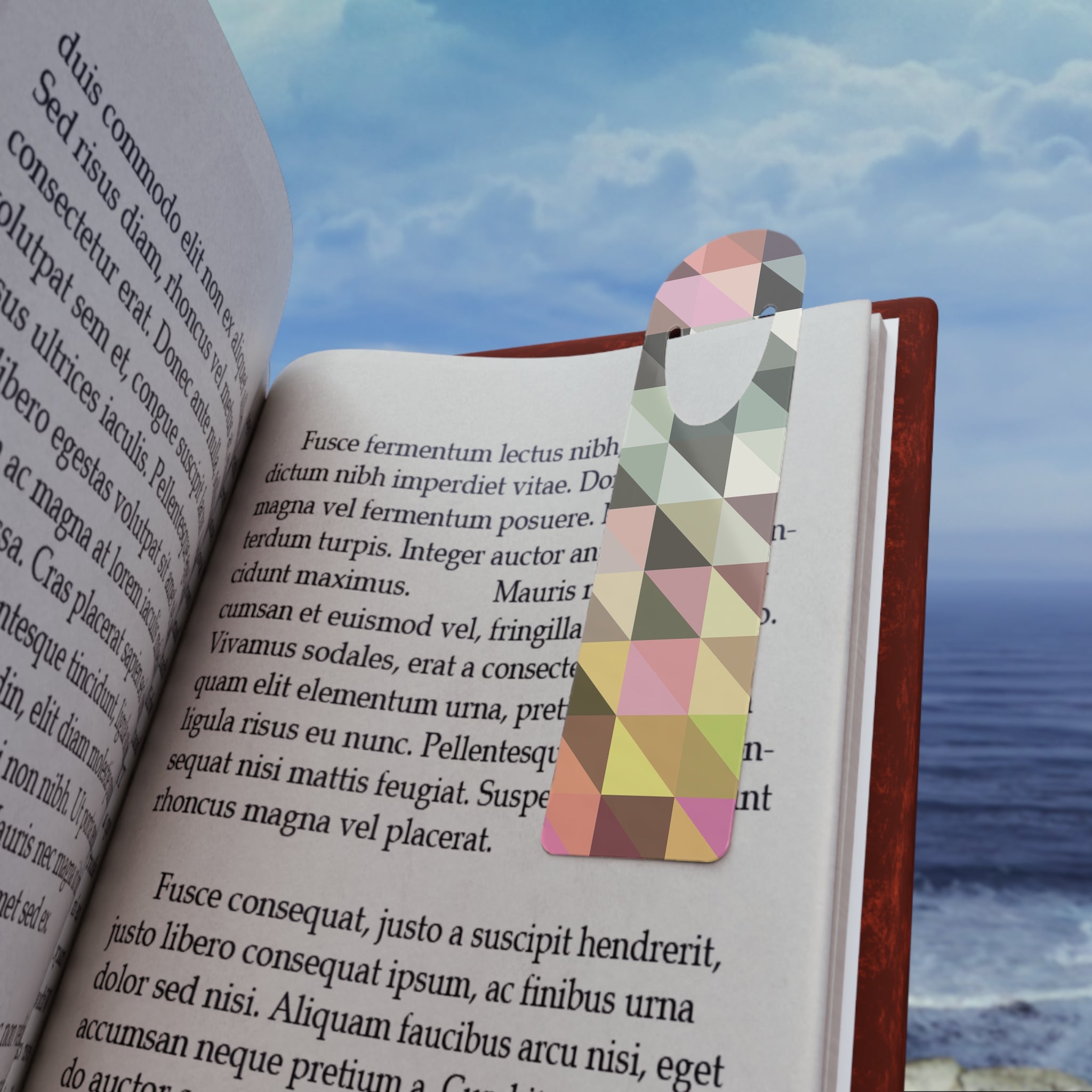 Multi coloured triangles 1 - Bookmark