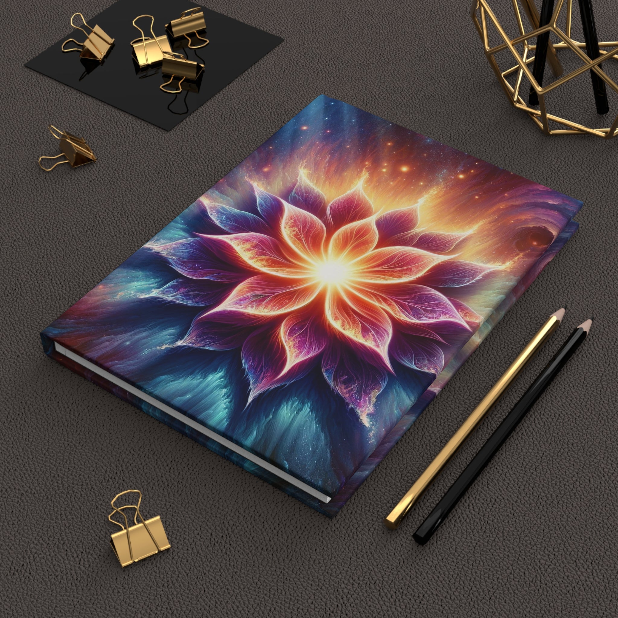 Colourful star - Hardcover Notebook