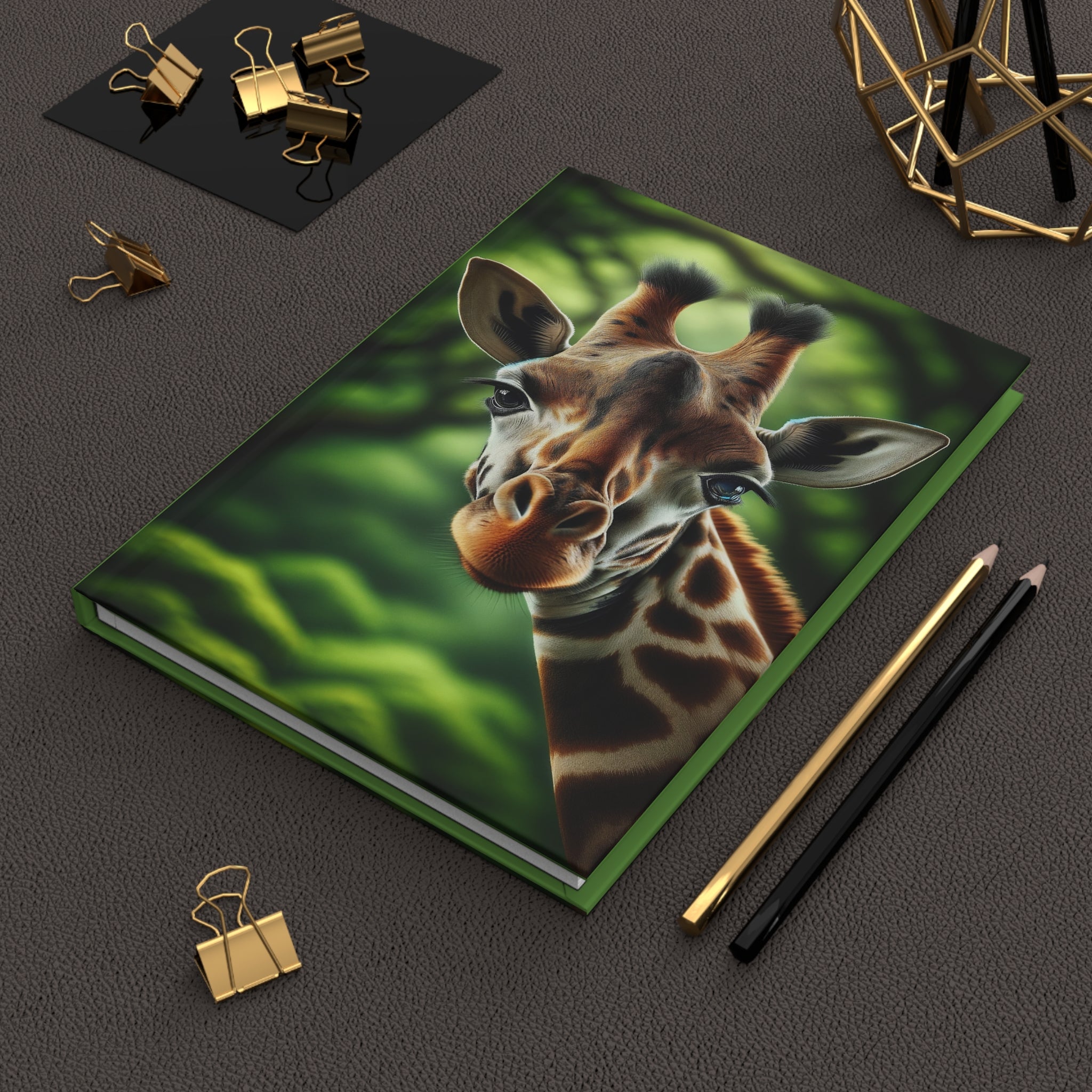 A curious giraffe 1 - Hardcover Notebook