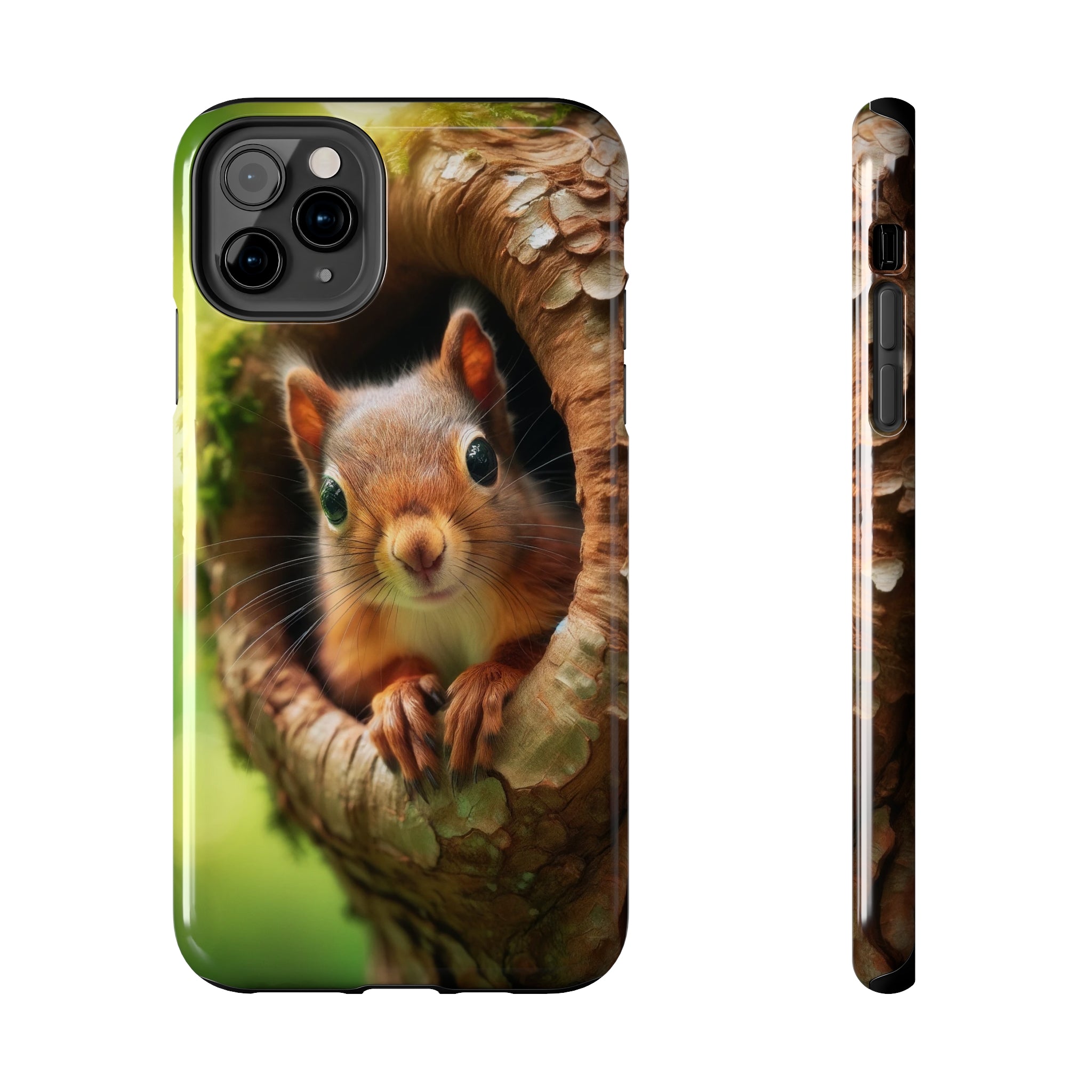 Squirrel in a tree - Tough Phone Case