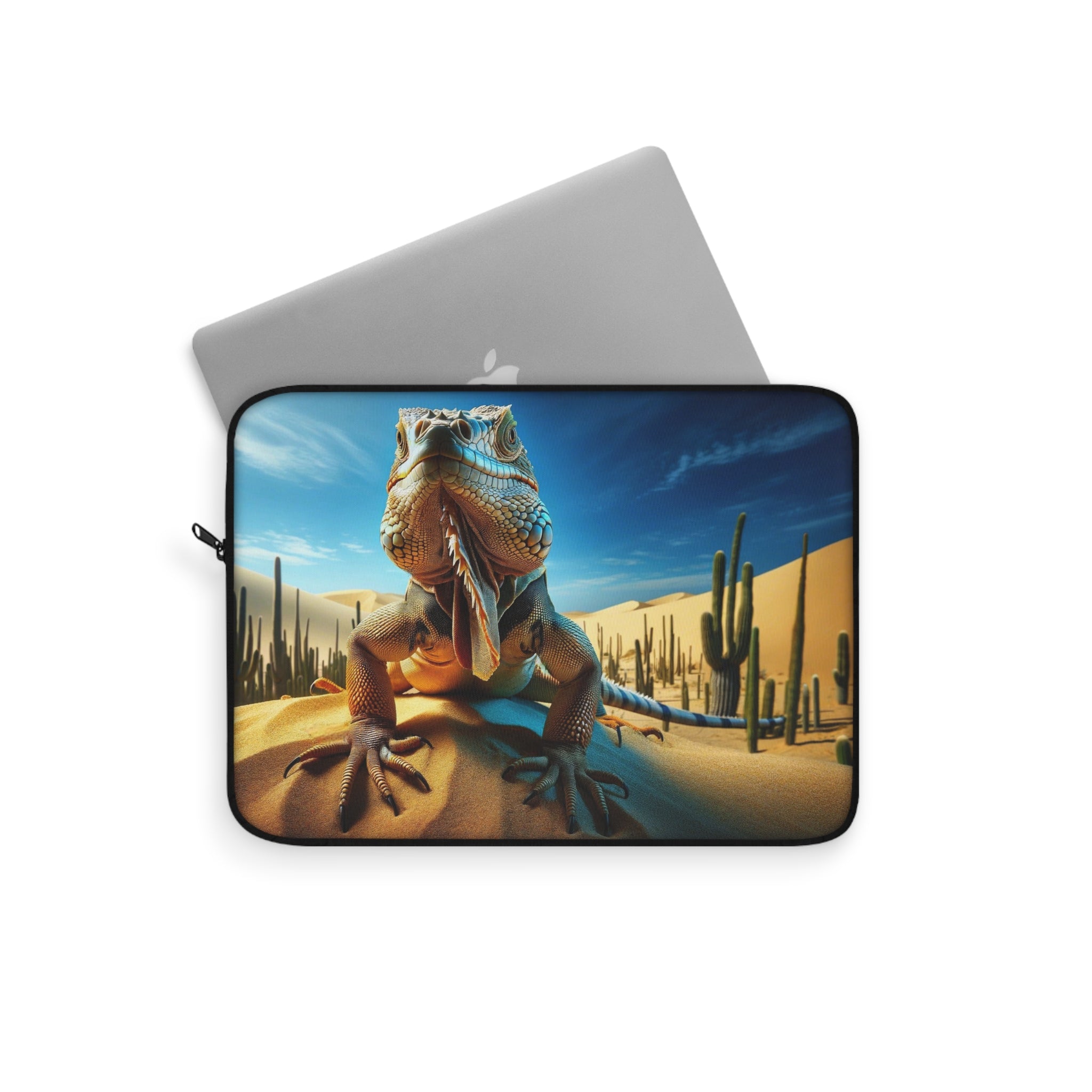 Iguana in the desert - Laptop Sleeve