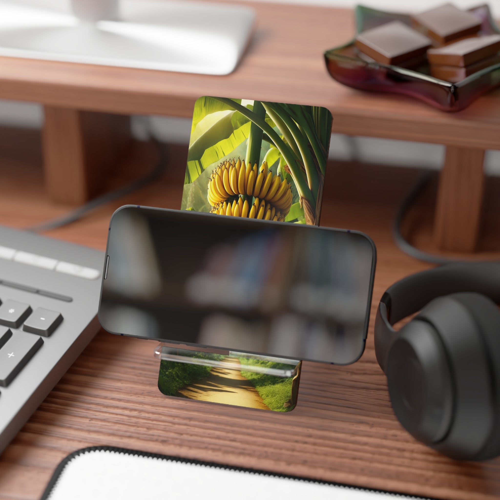 Bananas hanging on a tree - Smartphone Stand