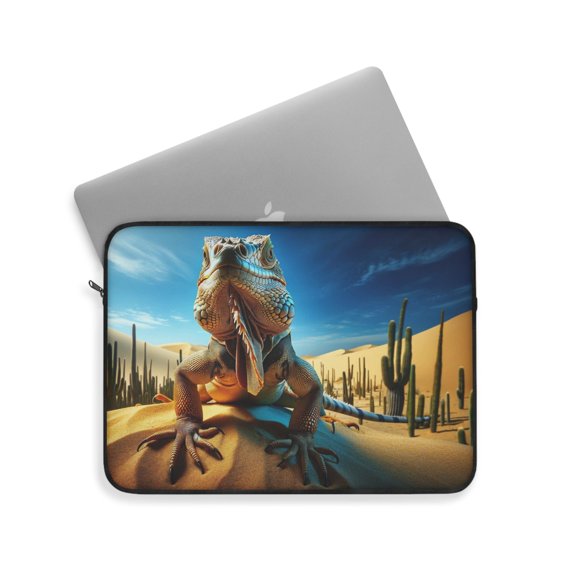 Iguana in the desert - Laptop Sleeve